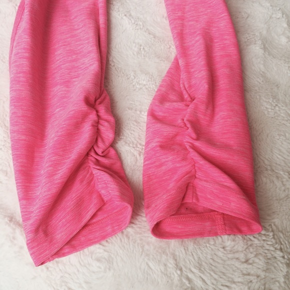 Pink New Balance work-out Capri leggings - Picture 2 of 8